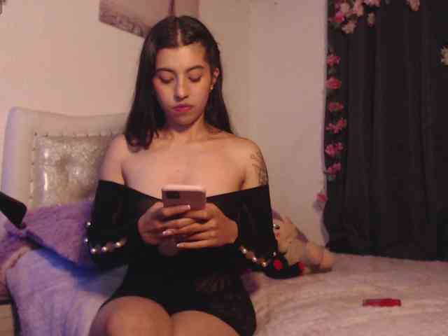 Veronica-Wilches webcam