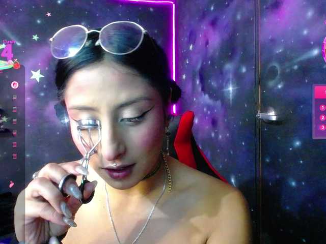 Cristaldeleons webcam bongacams model stream image