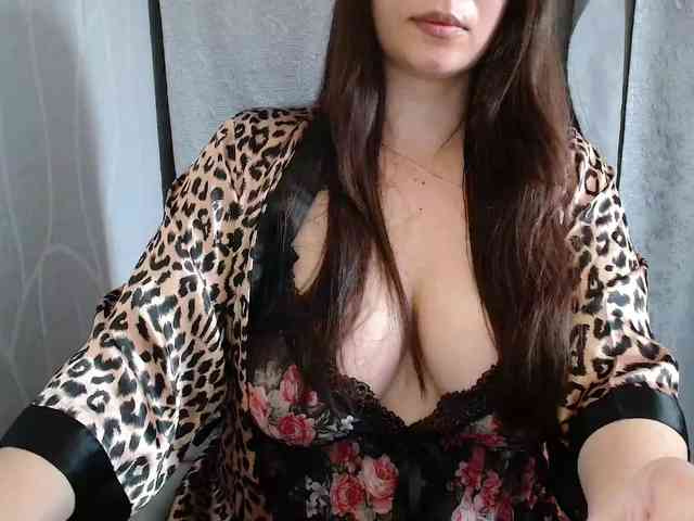 milfgiainheat webcam