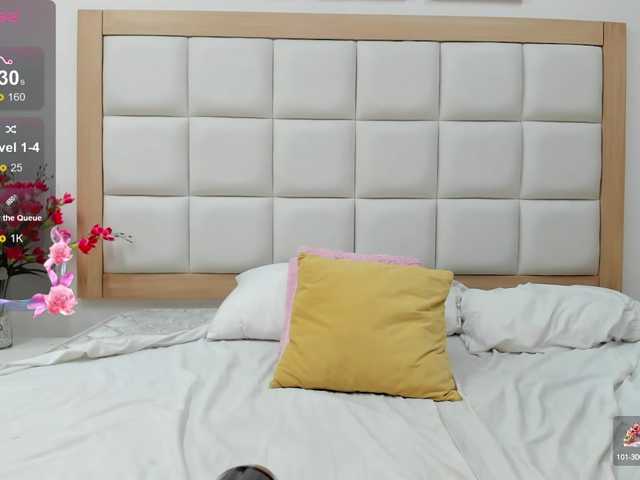  MiaBlake chat room
