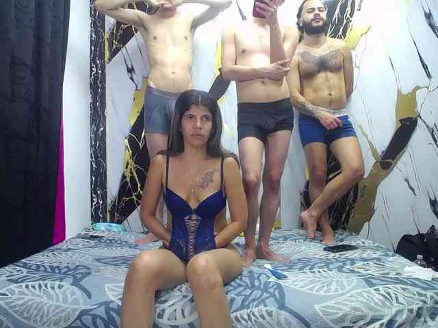 TheNewHotMarchGroup webcam