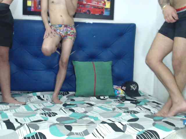 TheNewHotMarchGroup webcam