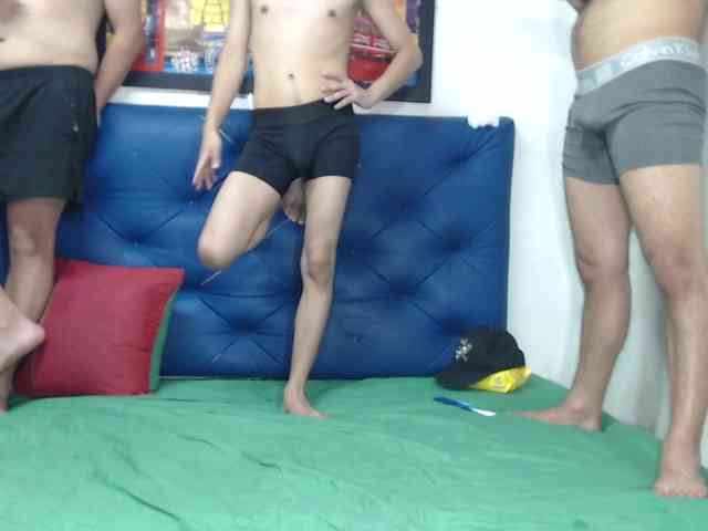 TheNewHotMarchGroup webcam