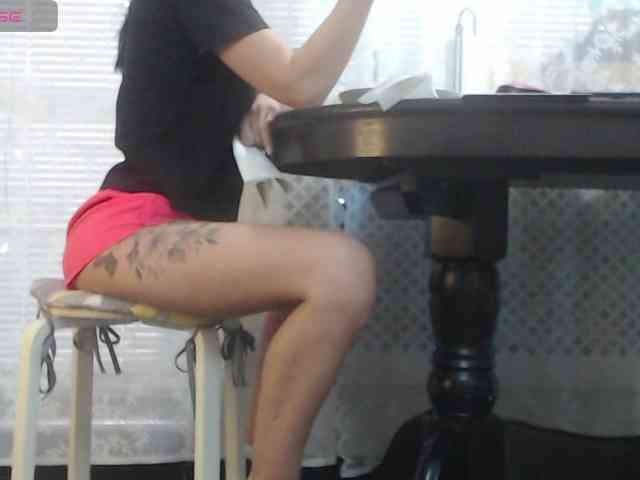 Alina-black Alina-black