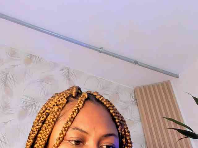 Ebonyyhot webcam