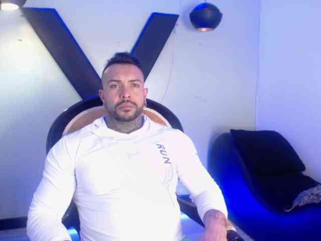 MuscleBigguy