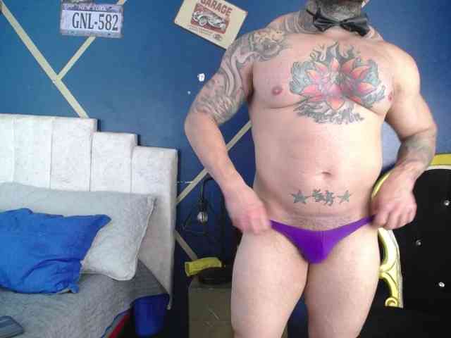 MuscleBigguy