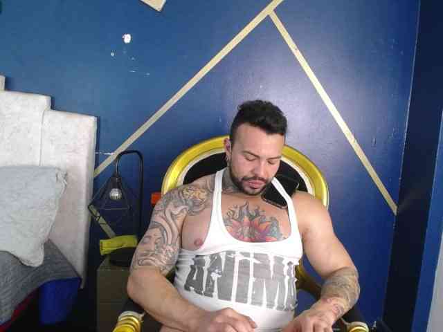 MuscleBigguy