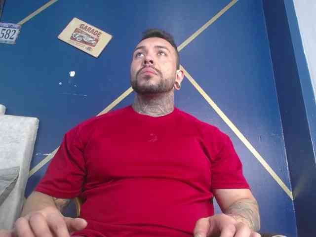 MuscleBigguy