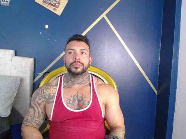 MuscleBigguy