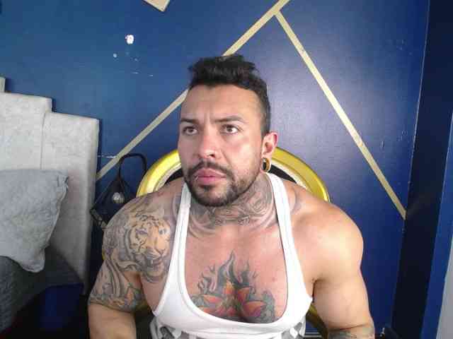 MuscleBigguy