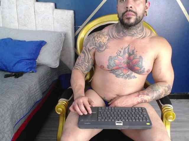 MuscleBigguy