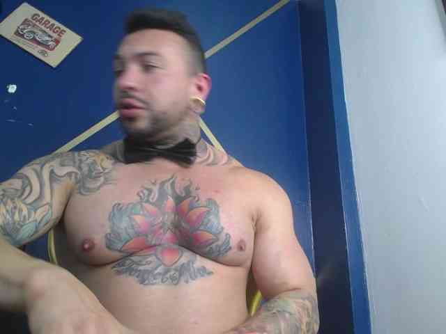 MuscleBigguy