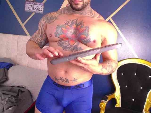MuscleBigguy