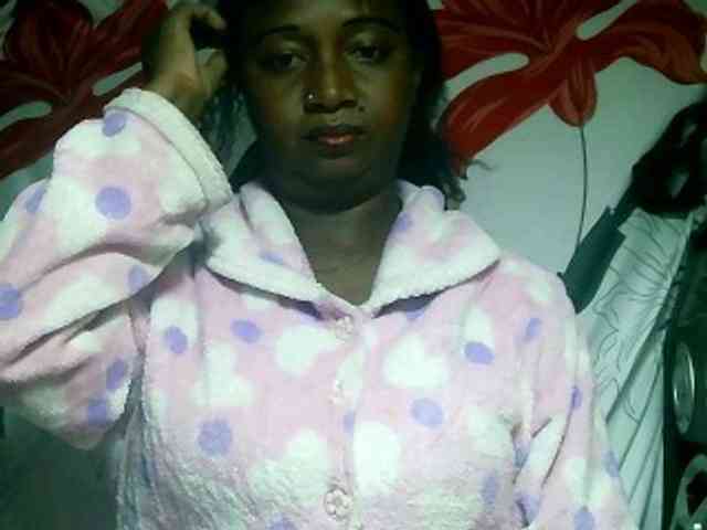 Black257 webcam