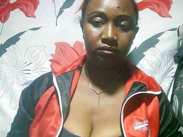 Black257 webcam