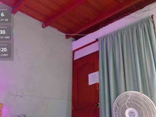 nicki-doll Live Webcam on BongaCams