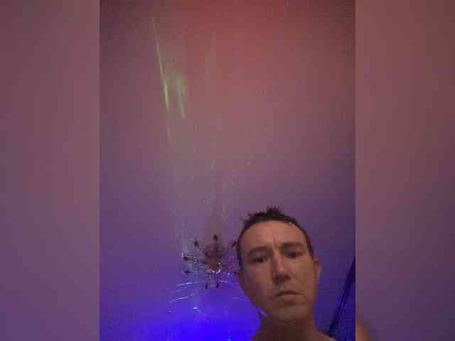 Apolon87 Live Webcam on BongaCams