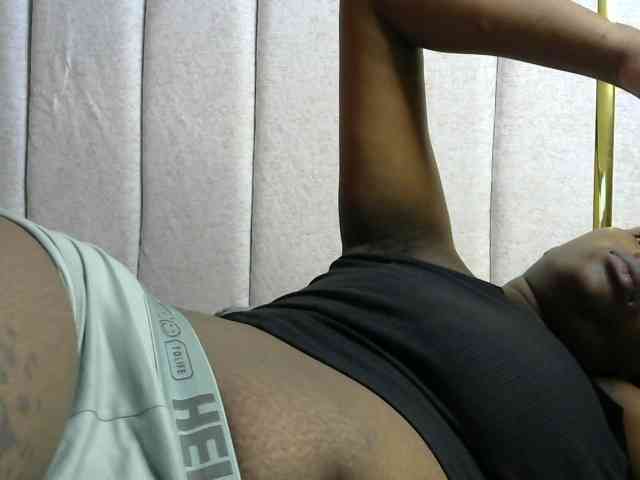 juiciey254 juiciey254