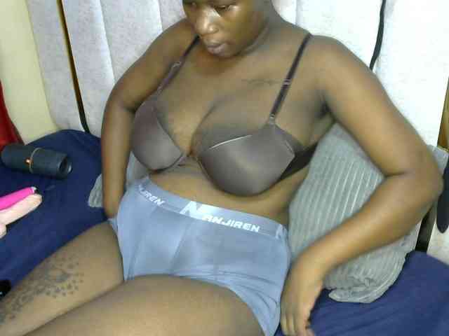 juiciey254 juiciey254