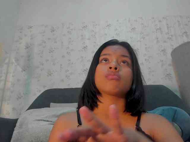 Aura-torres webcam