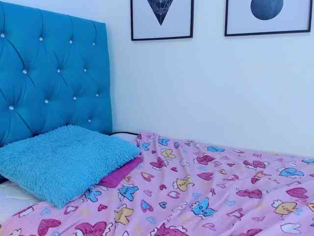 candyluna webcam