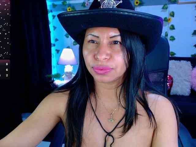 AbbyPrincessAGT webcam