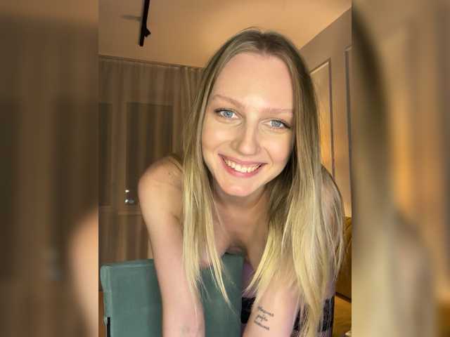 HotWillow webcam