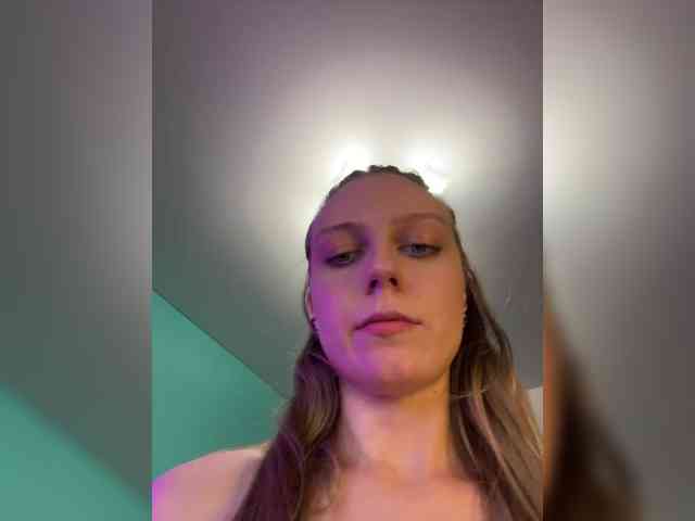 HotWillow webcam