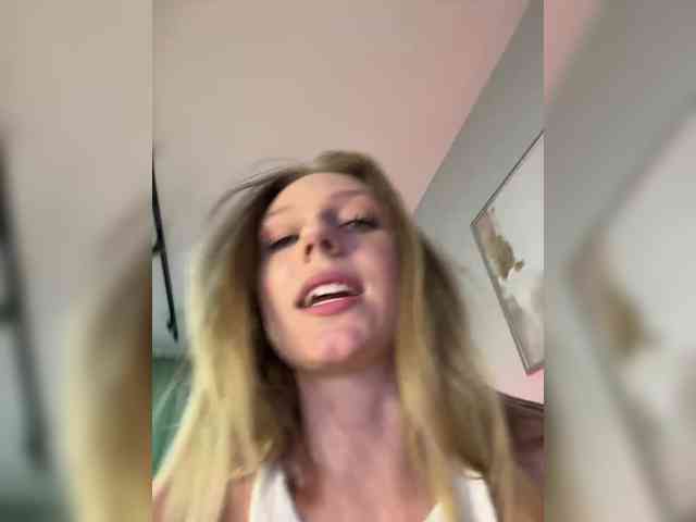 HotWillow webcam