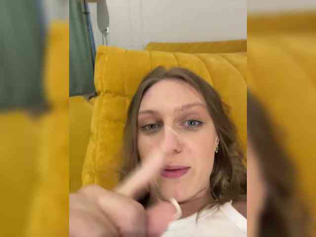 HotWillow webcam