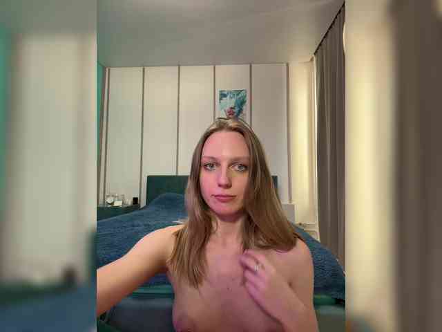 HotWillow webcam