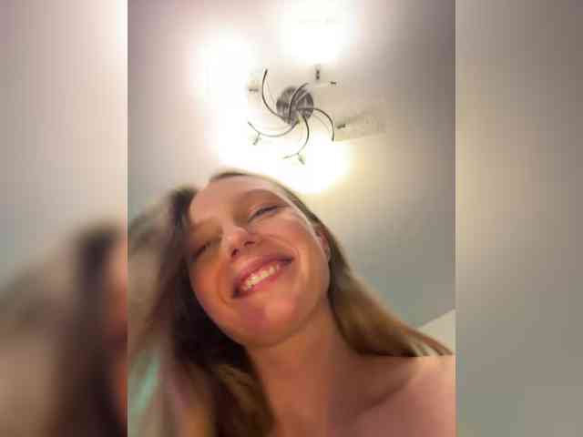 HotWillow webcam
