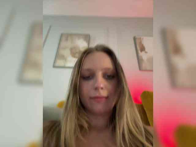 HotWillow webcam