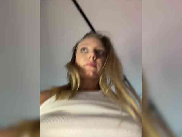 HotWillow webcam