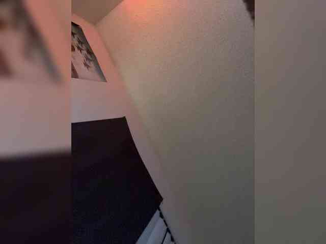 FreakyFaith webcam