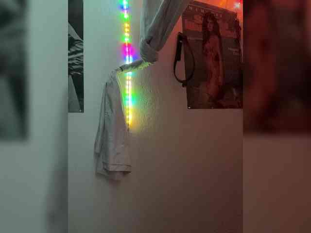 FreakyFaith webcam