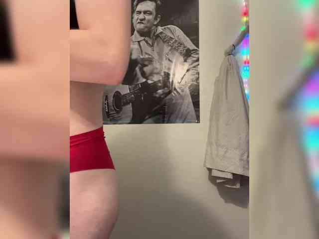 FreakyFaith webcam