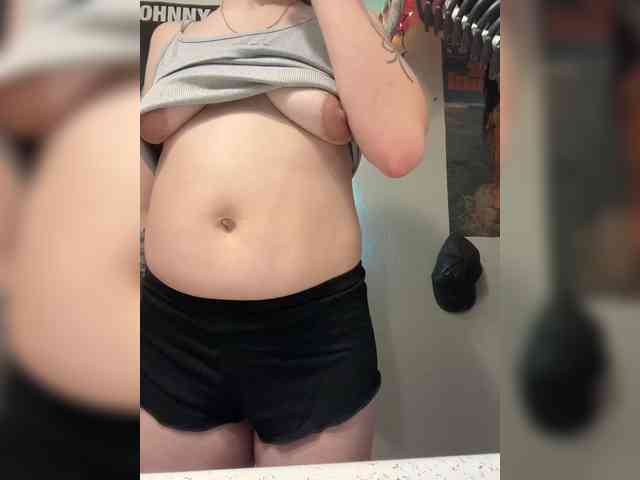 FreakyFaith webcam