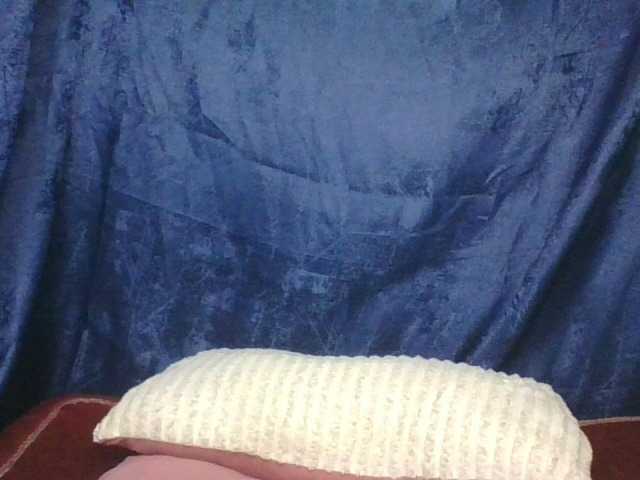 Yourdreamgirl's BongaCams show and profile