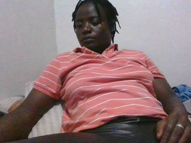 Yourdreamgirl's BongaCams show and profile