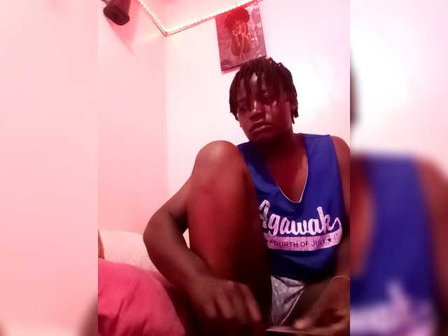 Yourdreamgirl's BongaCams show and profile