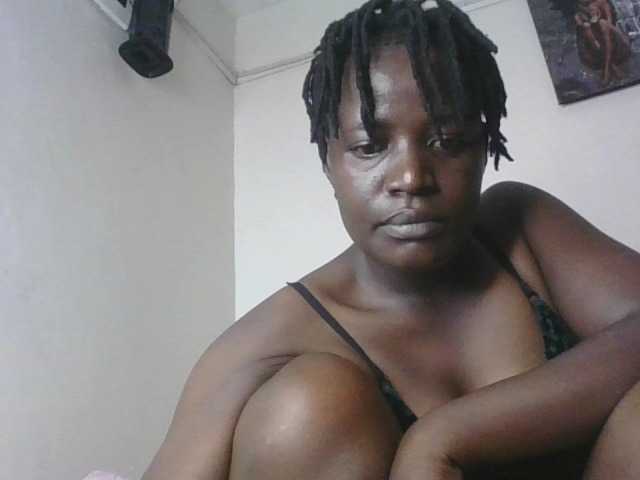 Yourdreamgirl's BongaCams show and profile