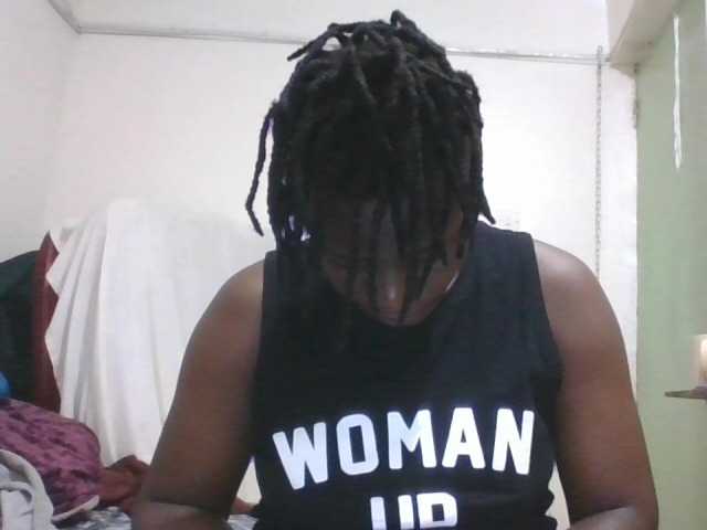 Yourdreamgirl's BongaCams show and profile