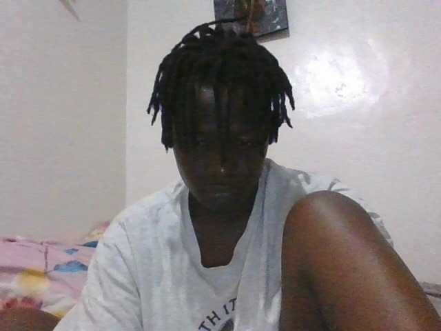 Yourdreamgirl live cam profile