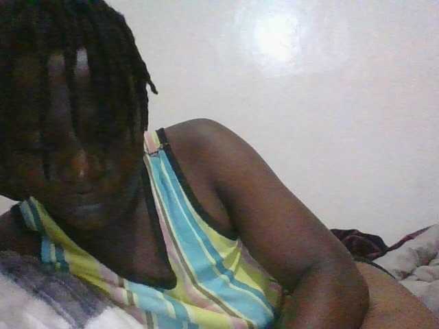 Yourdreamgirl's BongaCams show and profile