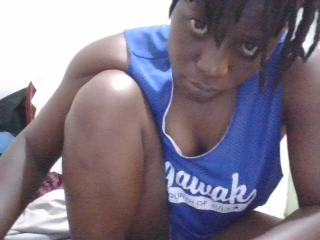 Yourdreamgirl's BongaCams show and profile