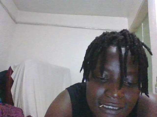 Yourdreamgirl's BongaCams show and profile