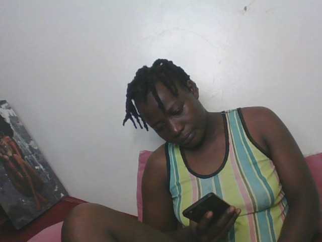 Yourdreamgirl's BongaCams show and profile