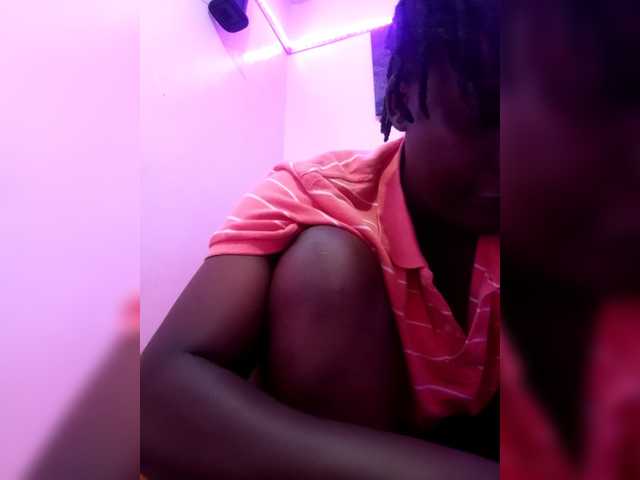 Yourdreamgirl's BongaCams show and profile